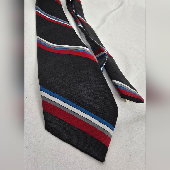 Wembley Polysilk Luxury Striped Neck Tie - Picture 1 of 5
